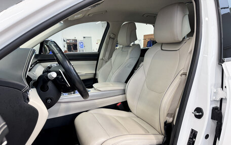 Genesis GV70, 2021 год, 4 500 000 рублей, 12 фотография