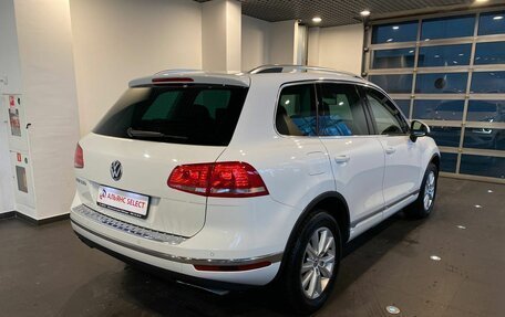 Volkswagen Touareg III, 2015 год, 2 260 000 рублей, 3 фотография