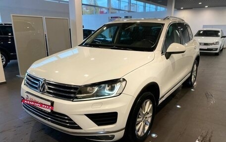 Volkswagen Touareg III, 2015 год, 2 260 000 рублей, 7 фотография