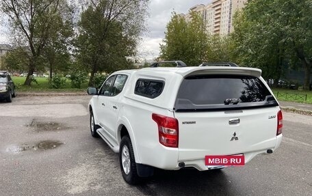 Mitsubishi L200 IV рестайлинг, 2017 год, 2 350 000 рублей, 6 фотография
