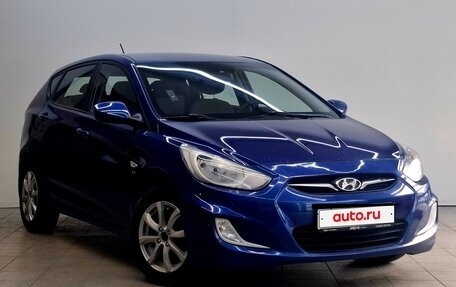 Hyundai Solaris II рестайлинг, 2012 год, 830 000 рублей, 4 фотография
