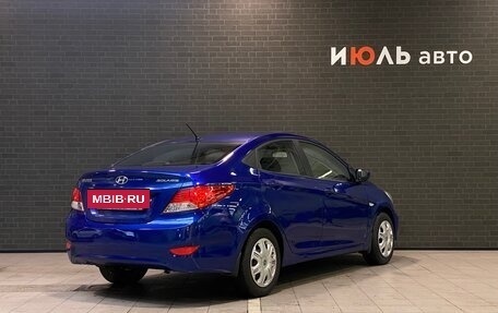 Hyundai Solaris II рестайлинг, 2011 год, 740 000 рублей, 5 фотография