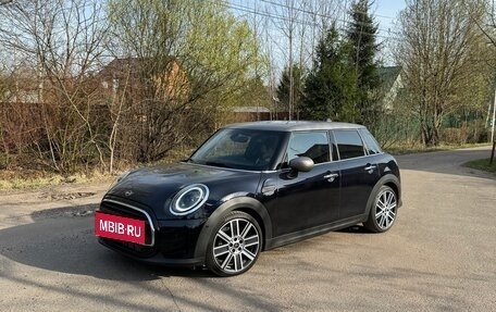 MINI Hatch, 2022 год, 3 750 000 рублей, 3 фотография