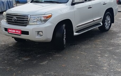 Toyota Land Cruiser 200, 2013 год, 3 350 000 рублей, 1 фотография