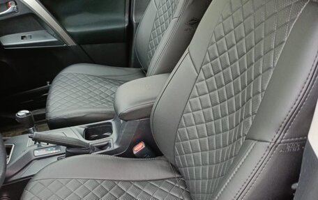 Toyota RAV4, 2017 год, 2 250 000 рублей, 2 фотография