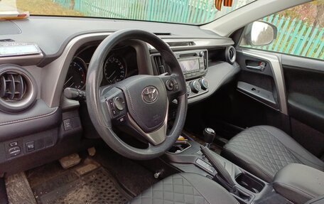 Toyota RAV4, 2017 год, 2 250 000 рублей, 3 фотография