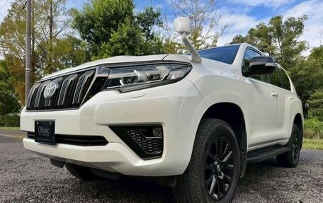 Toyota Land Cruiser Prado 150 рестайлинг 2, 2021 год, 2 980 000 рублей, 16 фотография