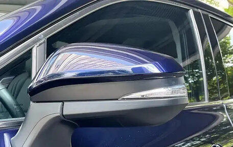 Toyota Harrier, 2022 год, 3 560 000 рублей, 2 фотография