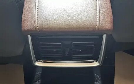 Toyota Harrier, 2022 год, 3 560 000 рублей, 30 фотография