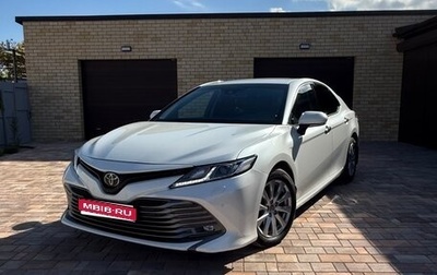 Toyota Camry, 2018 год, 3 000 000 рублей, 1 фотография