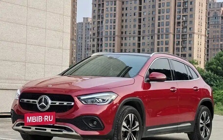 Mercedes-Benz GLA, 2021 год, 2 015 000 рублей, 3 фотография