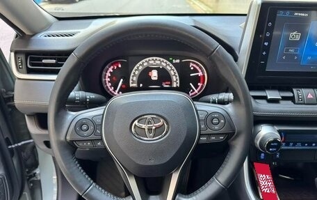 Toyota RAV4, 2022 год, 2 450 555 рублей, 9 фотография