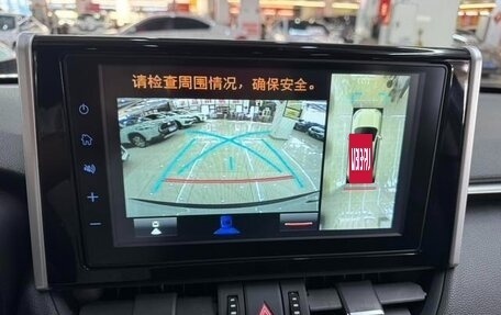Toyota RAV4, 2022 год, 2 450 555 рублей, 24 фотография