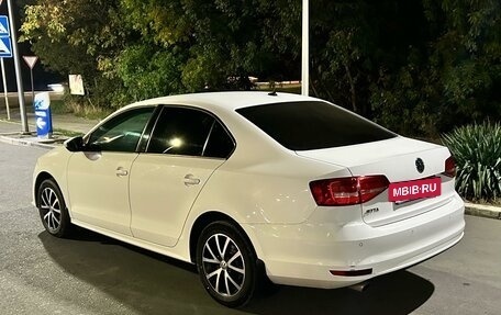 Volkswagen Jetta VI, 2015 год, 1 100 000 рублей, 4 фотография