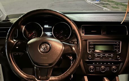 Volkswagen Jetta VI, 2015 год, 1 100 000 рублей, 10 фотография