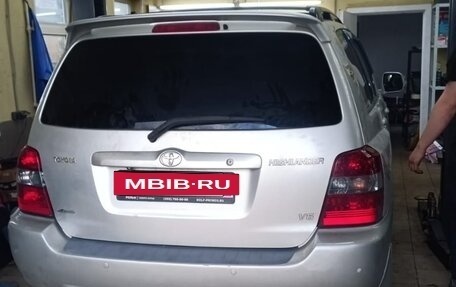 Toyota Highlander III, 2005 год, 880 000 рублей, 5 фотография