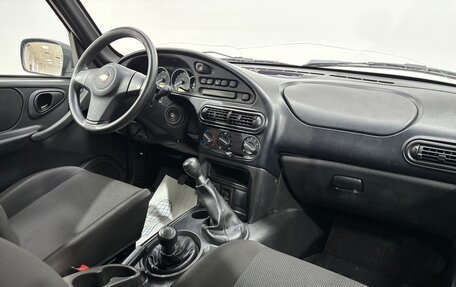 Chevrolet Niva I рестайлинг, 2017 год, 644 000 рублей, 12 фотография