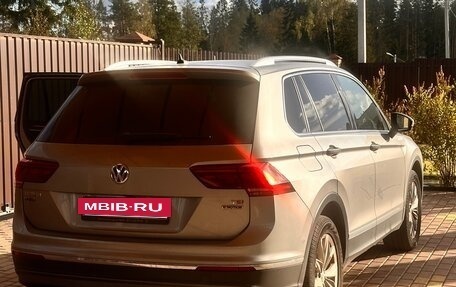 Volkswagen Tiguan II, 2017 год, 2 100 000 рублей, 5 фотография