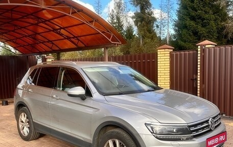 Volkswagen Tiguan II, 2017 год, 2 100 000 рублей, 4 фотография