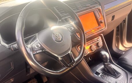 Volkswagen Tiguan II, 2017 год, 2 100 000 рублей, 9 фотография