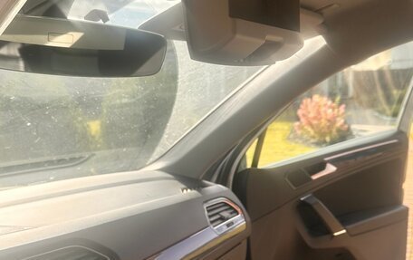 Volkswagen Tiguan II, 2017 год, 2 100 000 рублей, 10 фотография