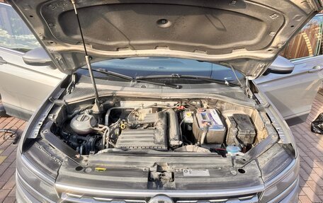 Volkswagen Tiguan II, 2017 год, 2 100 000 рублей, 15 фотография