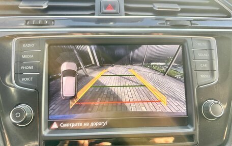 Volkswagen Tiguan II, 2017 год, 2 100 000 рублей, 16 фотография