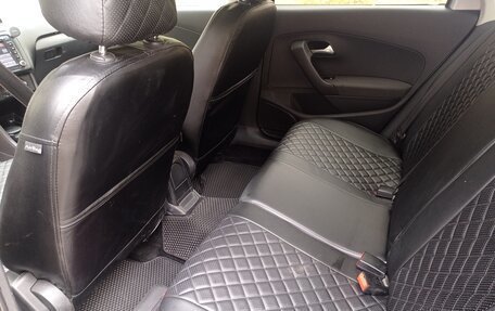 Volkswagen Polo VI (EU Market), 2011 год, 550 000 рублей, 14 фотография