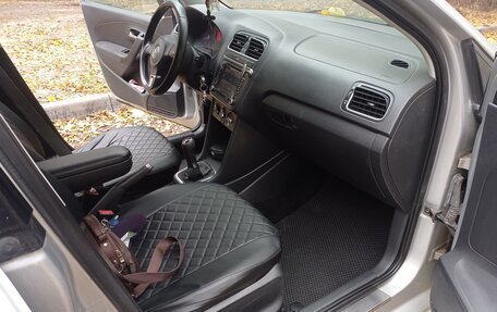 Volkswagen Polo VI (EU Market), 2011 год, 550 000 рублей, 15 фотография