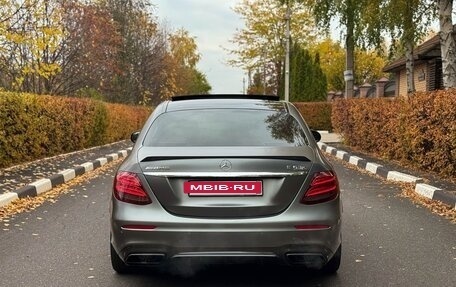 Mercedes-Benz E-Класс AMG, 2018 год, 6 500 000 рублей, 6 фотография