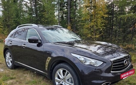 Infiniti FX II, 2013 год, 2 300 000 рублей, 3 фотография