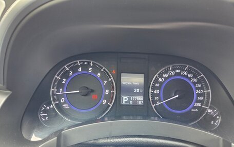 Infiniti FX II, 2013 год, 2 300 000 рублей, 13 фотография