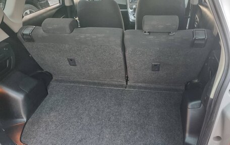 Toyota Ractis II, 2011 год, 850 000 рублей, 9 фотография