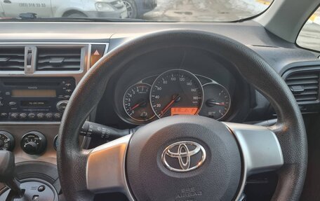 Toyota Ractis II, 2011 год, 850 000 рублей, 6 фотография