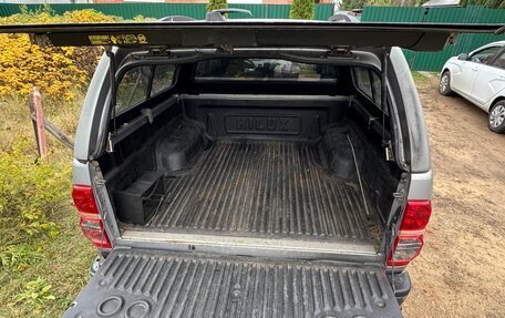 Toyota Hilux VII, 2015 год, 2 800 000 рублей, 9 фотография