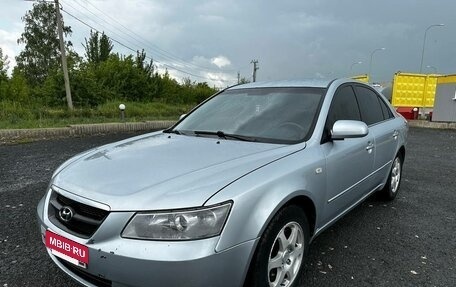 Hyundai Sonata VI, 2006 год, 390 000 рублей, 2 фотография