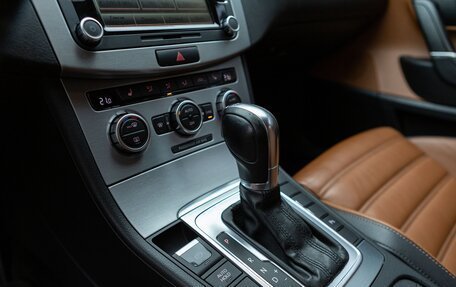 Volkswagen Passat CC I рестайлинг, 2013 год, 1 300 000 рублей, 22 фотография