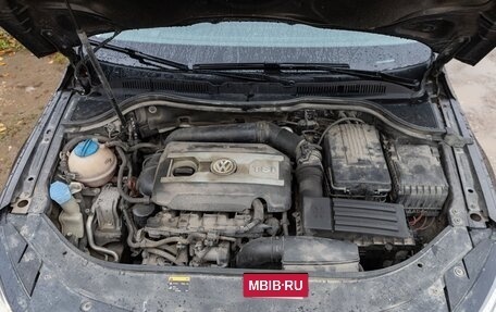 Volkswagen Passat CC I рестайлинг, 2013 год, 1 300 000 рублей, 24 фотография