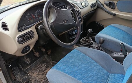 Chevrolet Niva I рестайлинг, 2005 год, 178 000 рублей, 6 фотография