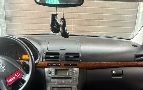 Toyota Avensis III рестайлинг, 2008 год, 850 000 рублей, 2 фотография