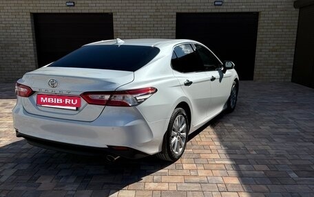 Toyota Camry, 2018 год, 3 000 000 рублей, 4 фотография