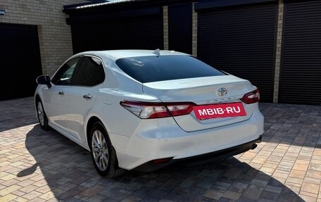 Toyota Camry, 2018 год, 3 000 000 рублей, 6 фотография
