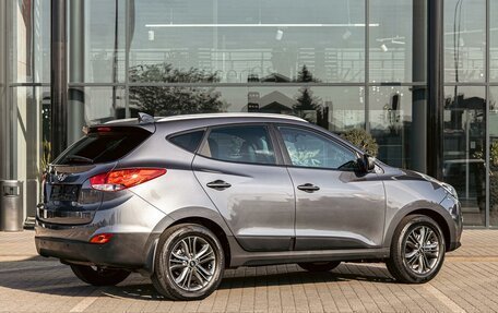 Hyundai ix35 I рестайлинг, 2015 год, 1 055 000 рублей, 6 фотография