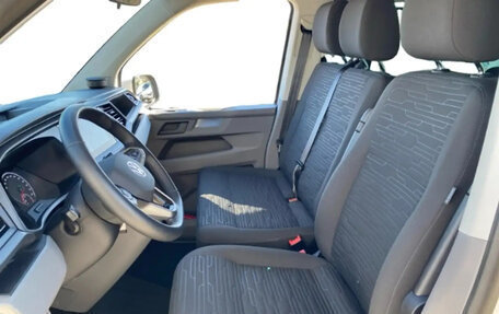 Volkswagen Caravelle T6 рестайлинг, 2022 год, 4 560 000 рублей, 5 фотография