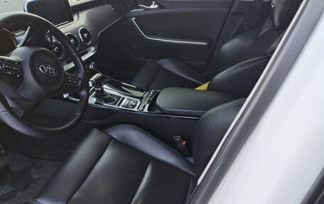 KIA Stinger I, 2018 год, 2 700 000 рублей, 6 фотография