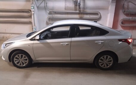 Hyundai Solaris II рестайлинг, 2019 год, 1 100 000 рублей, 5 фотография