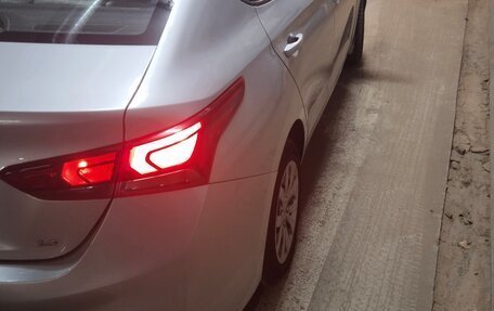 Hyundai Solaris II рестайлинг, 2019 год, 1 100 000 рублей, 8 фотография