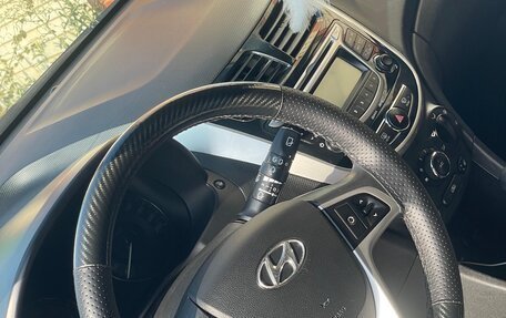 Hyundai Solaris II рестайлинг, 2014 год, 730 000 рублей, 8 фотография