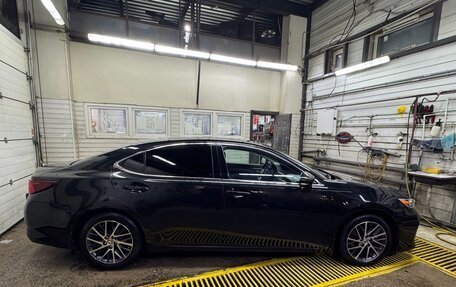 Lexus ES VII, 2016 год, 2 700 000 рублей, 18 фотография