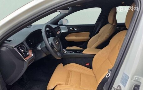 Volvo V60 Cross Country II, 2025 год, 4 490 099 рублей, 14 фотография